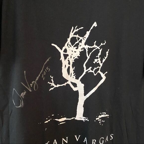 Otan Vargas Sz M Unisex Artist Signed Singer Songwriter Philippines T-Shirt - Picture 7 of 7